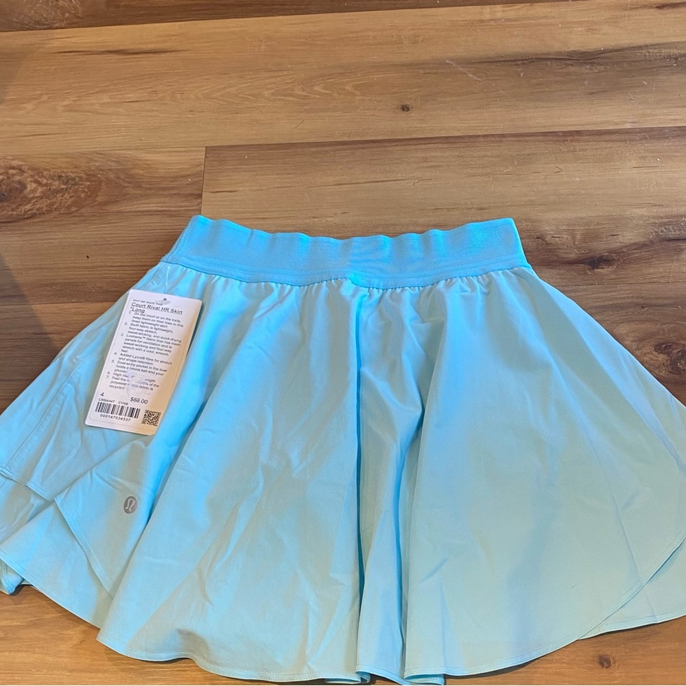 NWT Lululemon court rival cyan blue skirt size 4